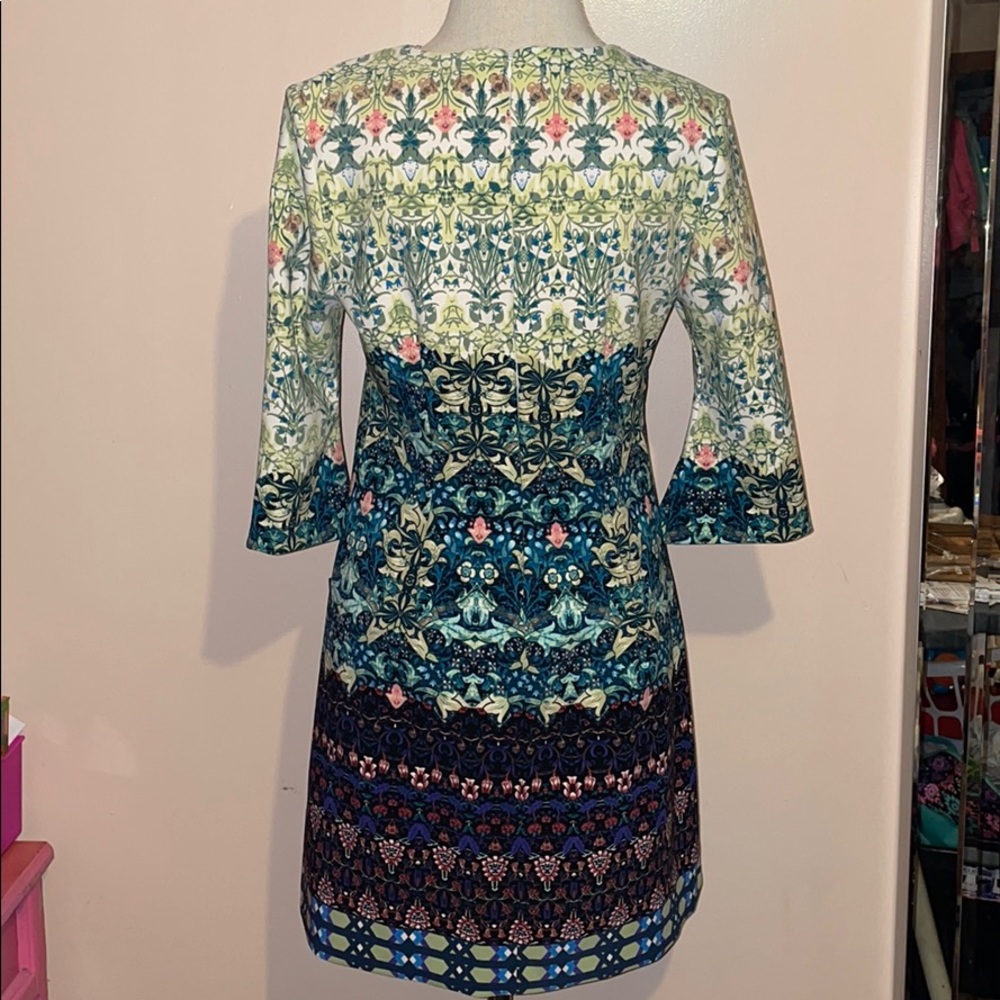 Taylor NWT Green Resort Floral Beaded V Neck Dress 6 Small Coastal Garden Party - Picture 12 of 15